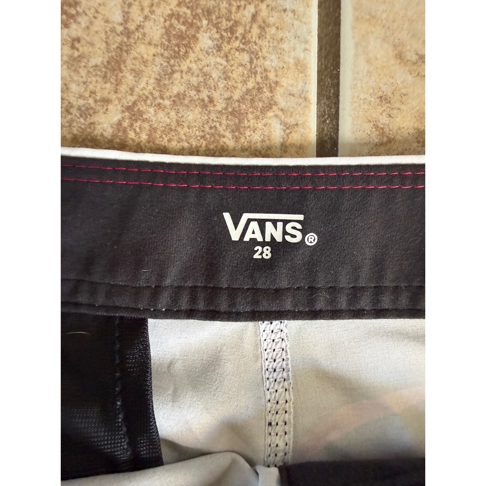 Vans Mens 28 Floral Striped Board Shorts Black White Tropical Bird of Paradise - Picture 6 of 8